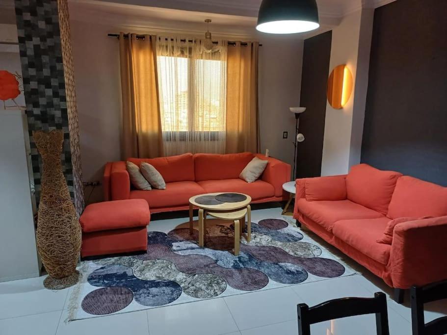 Apartment شارع نور الدين من شارع ١٥٥ المعادي امام المطافي *